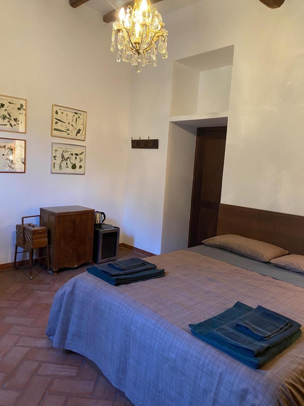 Casale Monte Oliviero Bed and breakfast