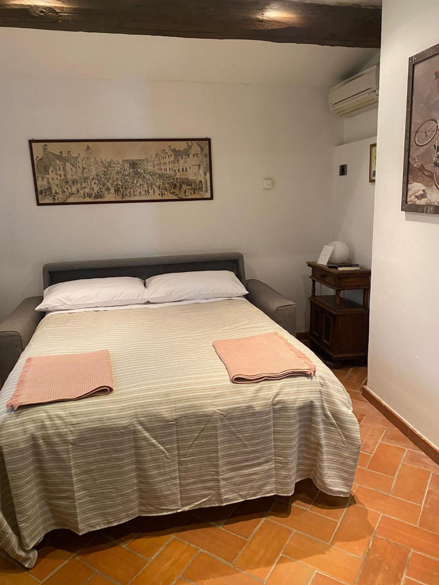 Casale Monte Oliviero Bed and breakfast Roma